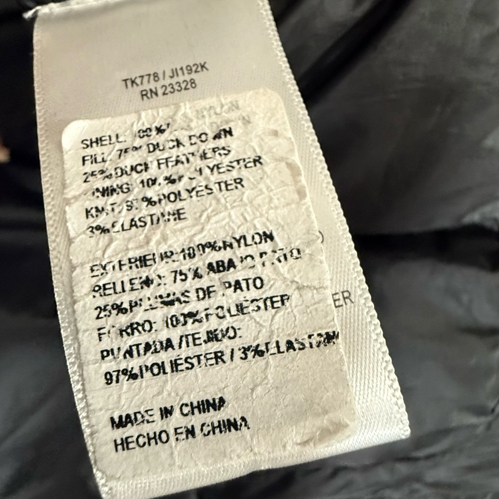 Trina Turk Lightweight Quilted Down Jacket Black Snap Front Minimalist Coat L - Picture 11 of 13